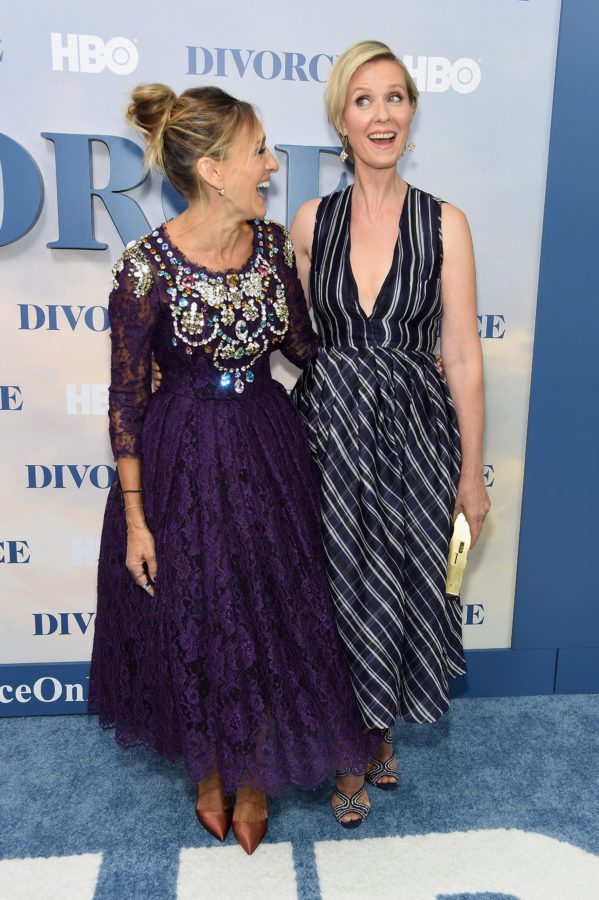 NEW YORK, NY - OCTOBER 04:  Sarah Jessica Parker and Cynthia Nixon attend the "Divorce" New York Premiere at SVA Theater on October 4, 2016 in New York City.  (Photo by Jamie McCarthy/Getty Images)