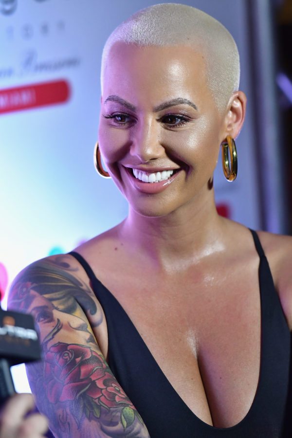 MIAMI, FL - AUGUST 18:  Amber Rose attends End Of Summer Party at Sugar Factory American Brasserie on August 18, 2017 in Miami, Florida.  (Photo by Gustavo Caballero/Getty Images for Sugar Factory American Brasserie)
