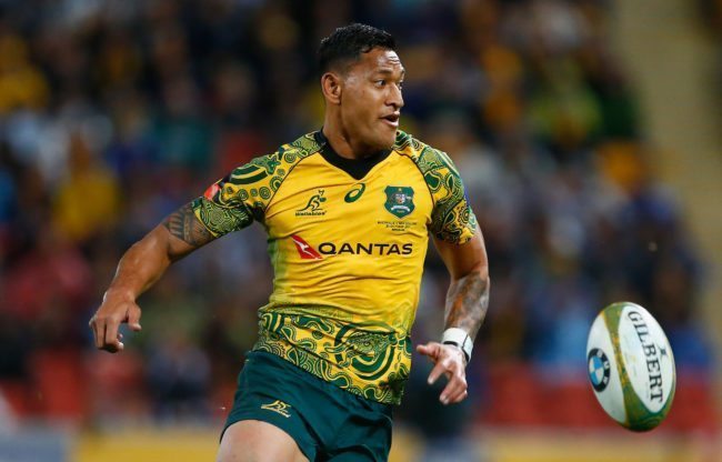 BRISBANE, AUSTRALIA - OCTOBER 21: Australia's Israel Folau chases the ball during the Bledisloe Cup match between the Australian Wallabies and the New Zealand All Blacks at Suncorp Stadium on October 21, 2017 in Brisbane, Australia. (Photo by Jason O'Brien/Getty Images)