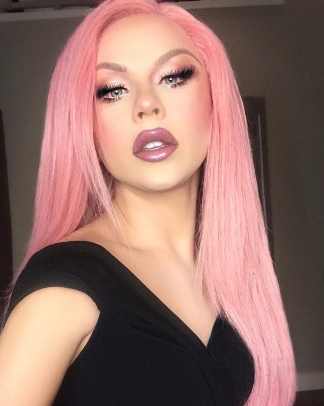 Farrah Moan will compete for a place in the hall of fame on RuPaul's Drag Race: All Stars 4, premiering 14 December on VH1.