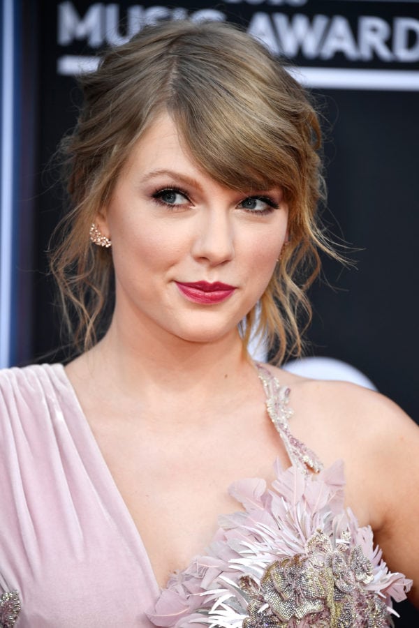 LAS VEGAS, NV - MAY 20:  Recording artist Taylor Swift attends the 2018 Billboard Music Awards at MGM Grand Garden Arena on May 20, 2018 in Las Vegas, Nevada.  (Photo by Frazer Harrison/Getty Images)