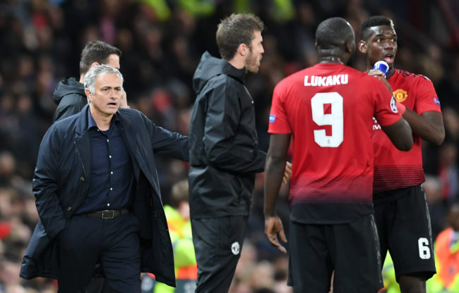 MANCHESTER, ENGLAND - OCTOBER 02: Jose Mourinho, Manager of Manchester United looks to talk to Romelu Lukaku of Manchester United and Paul Pogba of Manchester United during the Group H match of the UEFA Champions League between Manchester United and Valencia at Old Trafford on October 2, 2018 in Manchester, United Kingdom. (Photo by Michael Regan/Getty Images)