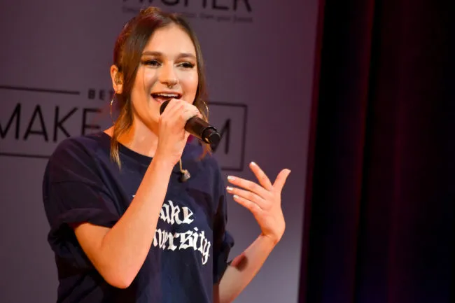 NEW YORK, NY - MAY 05: Daya performs onstage during MTV's 2017 College Signing Day With Michelle Obama at The Public Theater on May 5, 2017 in New York City. (Photo by Mike Coppola/Getty Images for MTV)