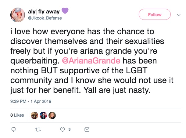 A Twitter user defending Ariana Grande 